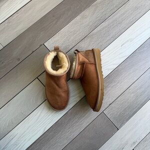 UGG Classic Ultra Mini Women’s Boots
